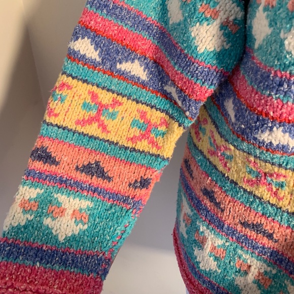 Sweaters - Not your grandma’s hand-knit sweater ❄️